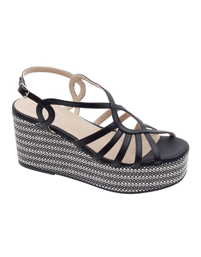 Sandalia Plataforma Negra Charol Tallas Grandes 7554D